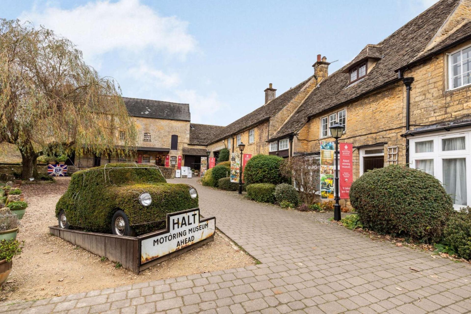Manor Close Cottage Bourton-on-the-Water Exterior foto