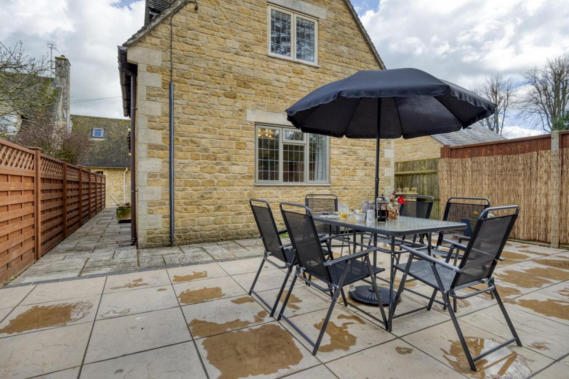 Manor Close Cottage Bourton-on-the-Water Exterior foto